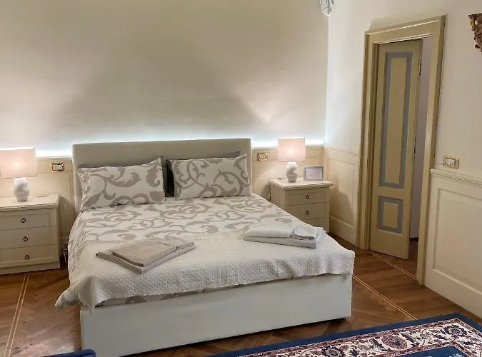 Relais Dei Mandorli Centro Oda ve Kahvaltı Bergamo