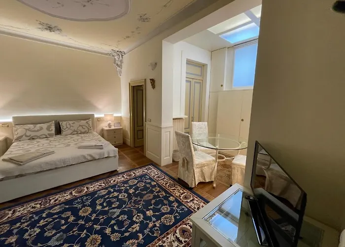 Relais Dei Mandorli Centro Oda ve Kahvaltı Bergamo